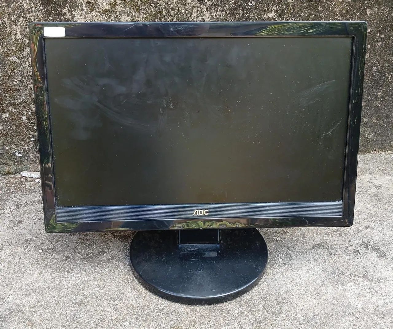 MONITORES 19/15.6 POLEGADAS VGA/HDMI  - Foto 4