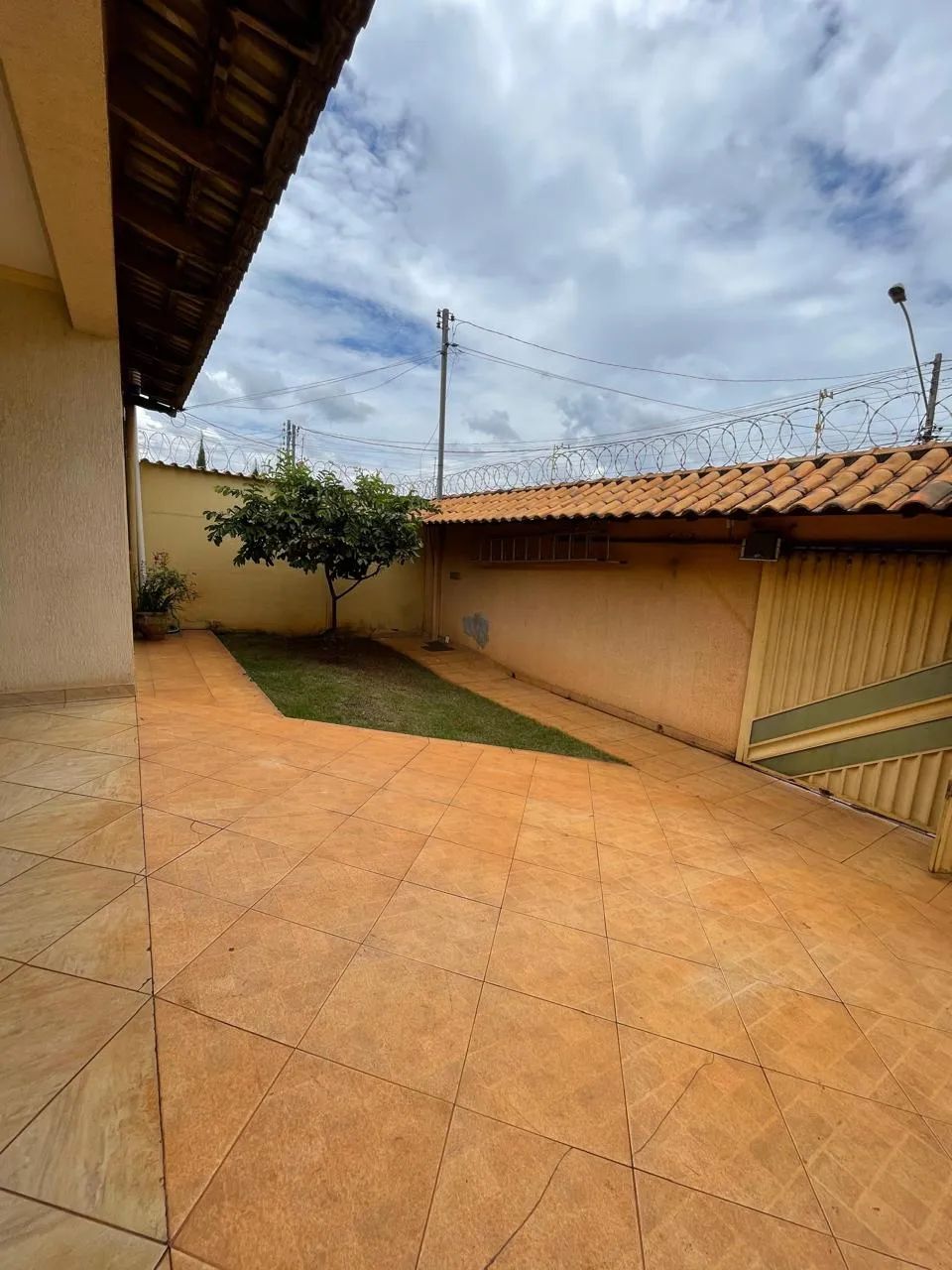 Sobrado - Jardim Santa Cecília - Foto 2