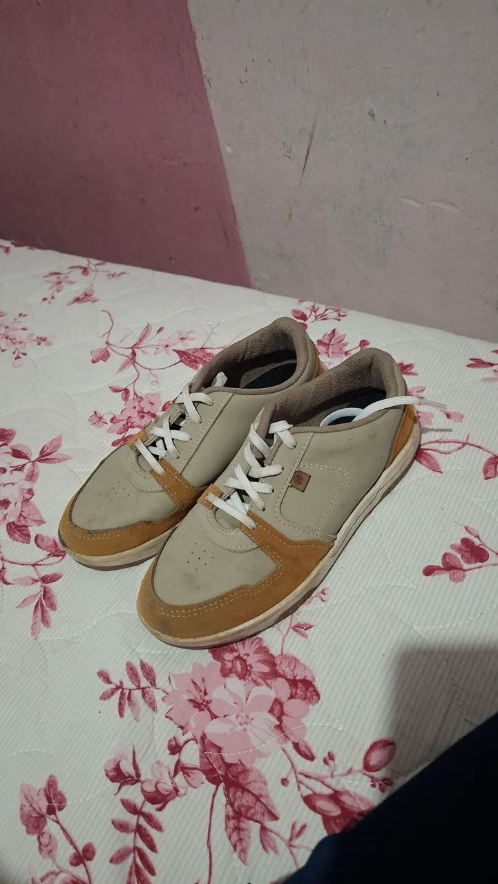 Sapatos e sandália 34
