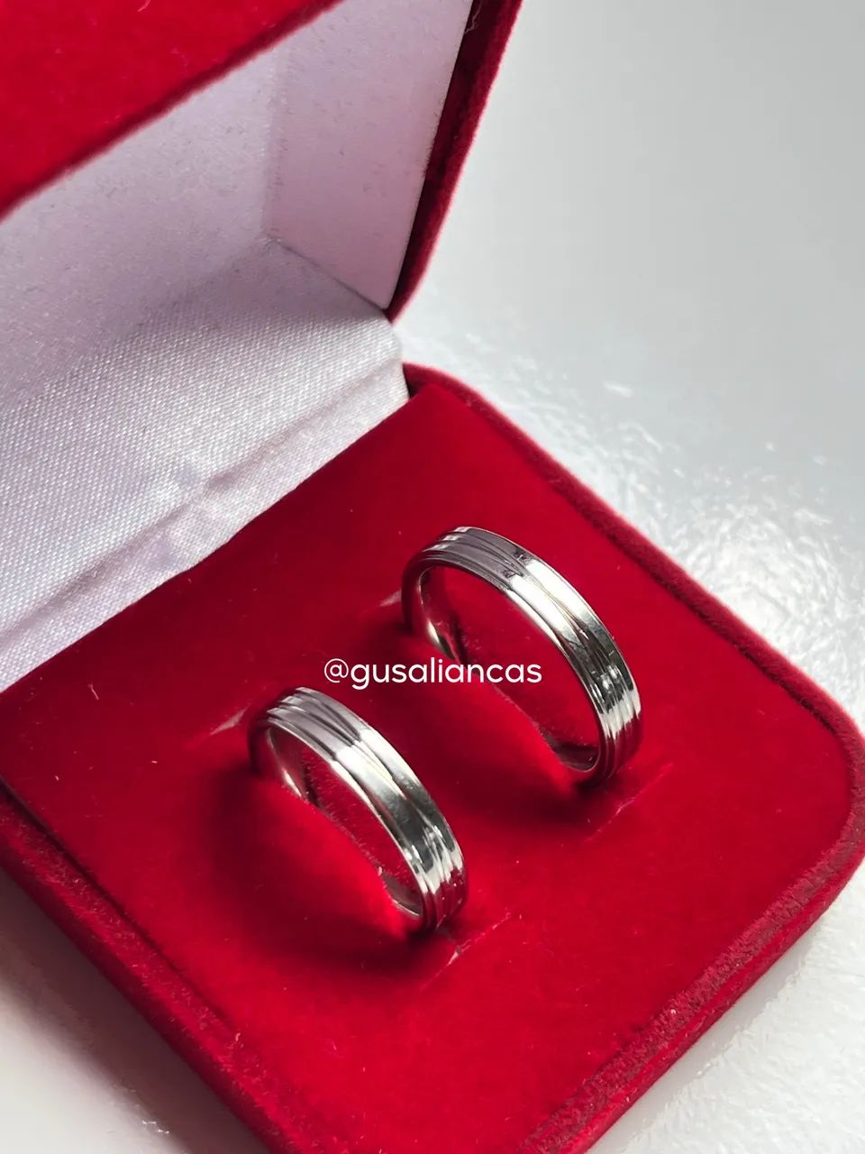 Par De Alianças de namoro Mod. Linha X 4mm - Foto 2