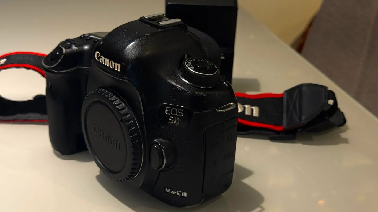 Câmera canon EOS  5D Mark III (5d mrk3) DSLR - Foto 3