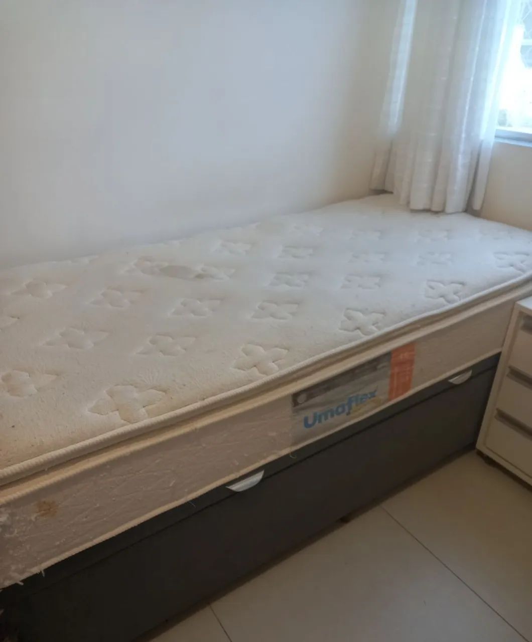 Cama box + baú 