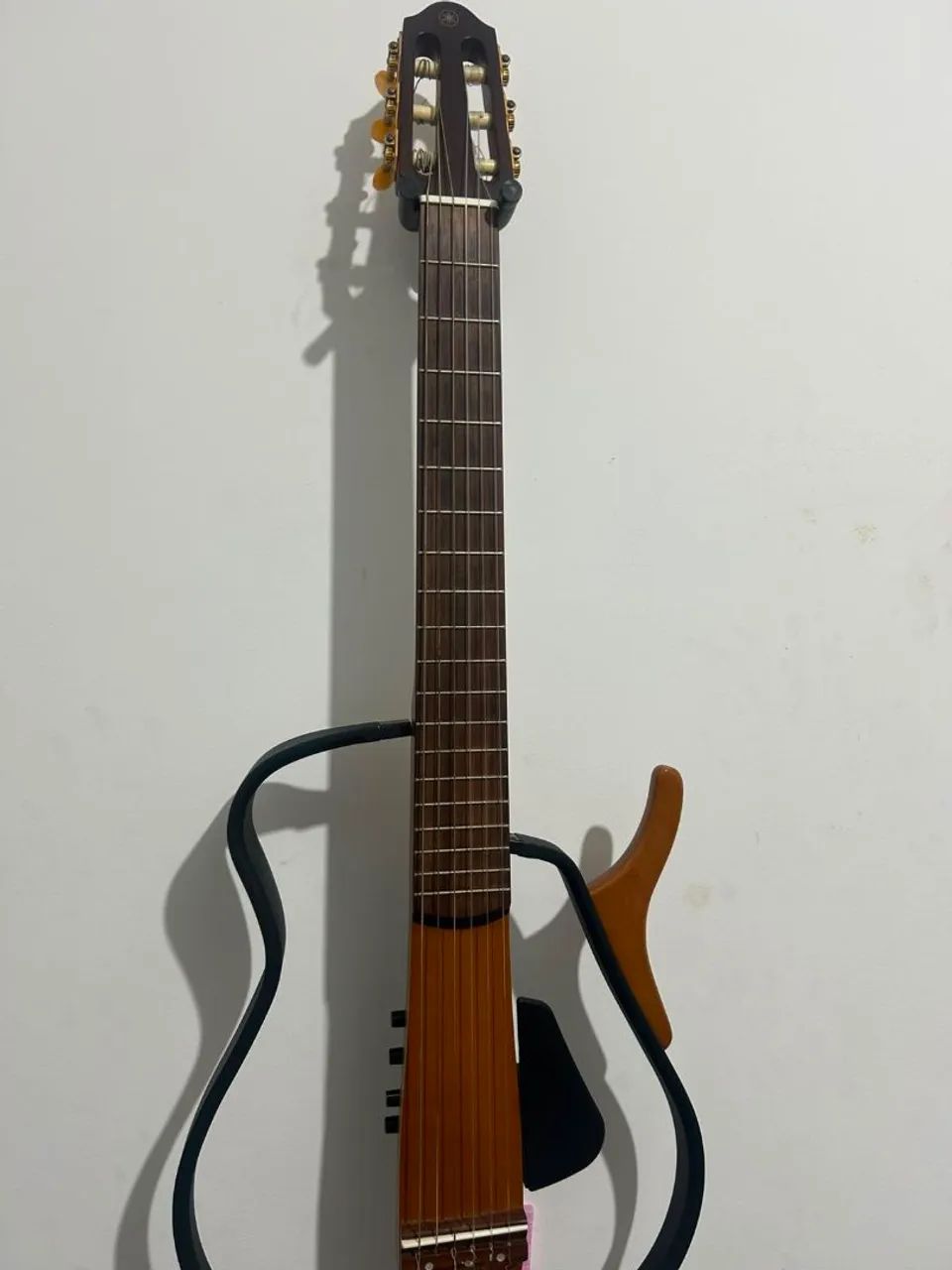 Violão Yamaha silent 110N