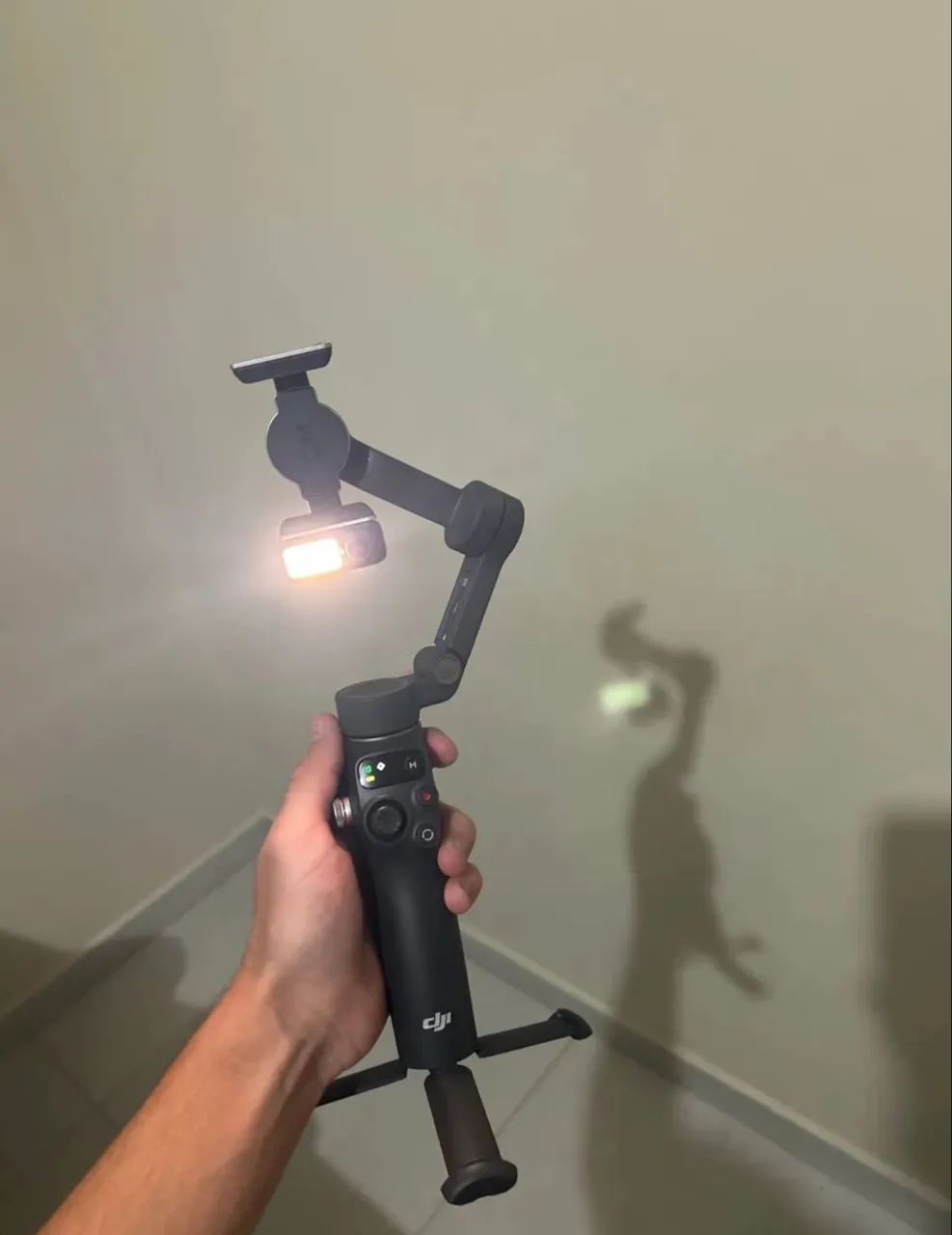Estabilizador Dji Osmo Mobile 7P - Foto 2