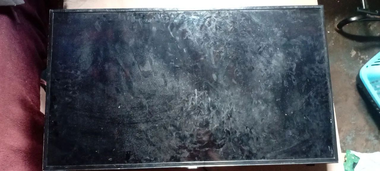 2 smart tv com defeito por 150 - Foto 4