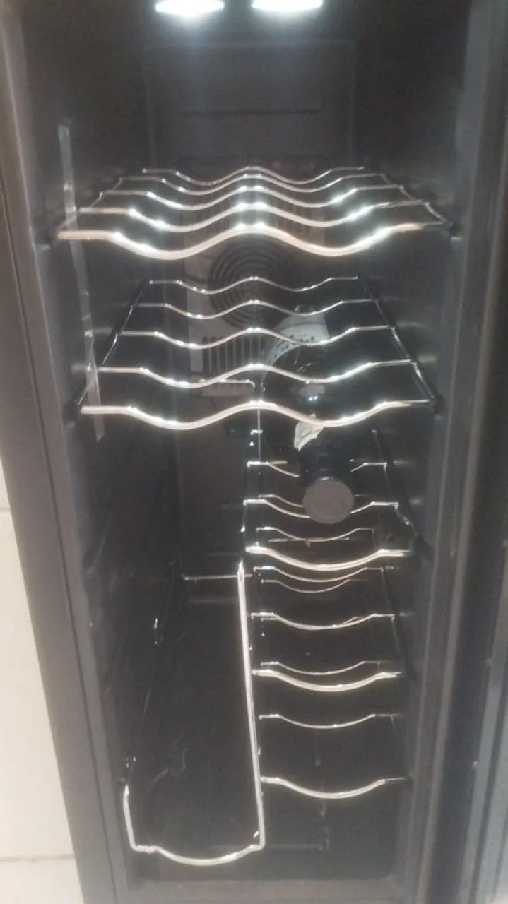 Adega de vinhos Philco - Foto 4