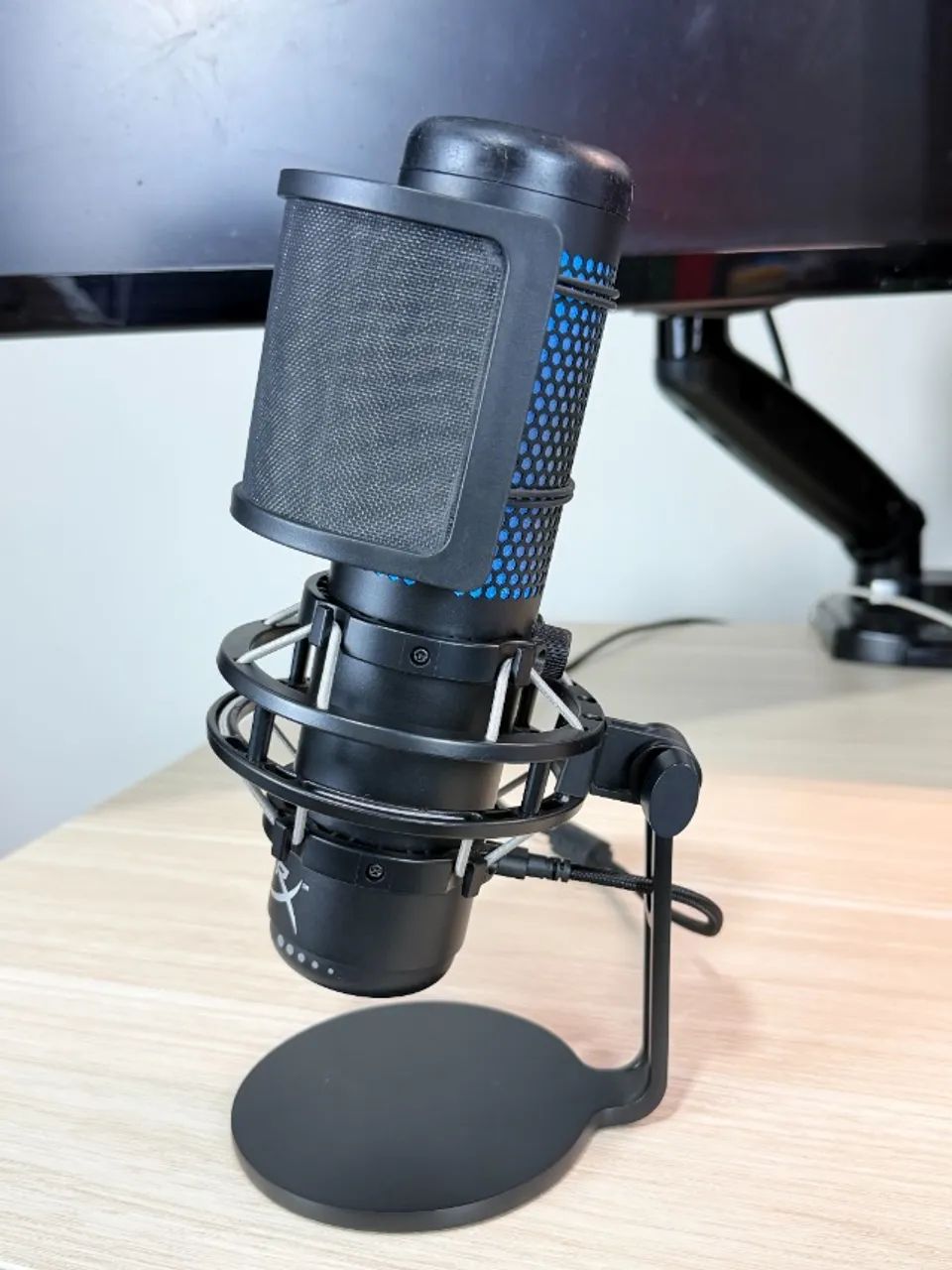 Microfone Gamer Hyperx Quadcast S + Pop Filter Funcionando Original Usado - Foto 2