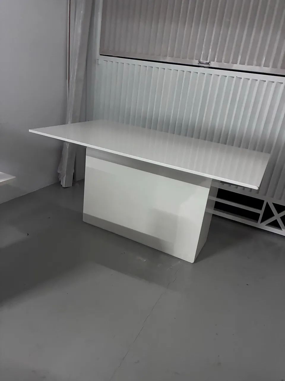 Mesa de Jantar Branca Resinada (Retangular) - Foto 2