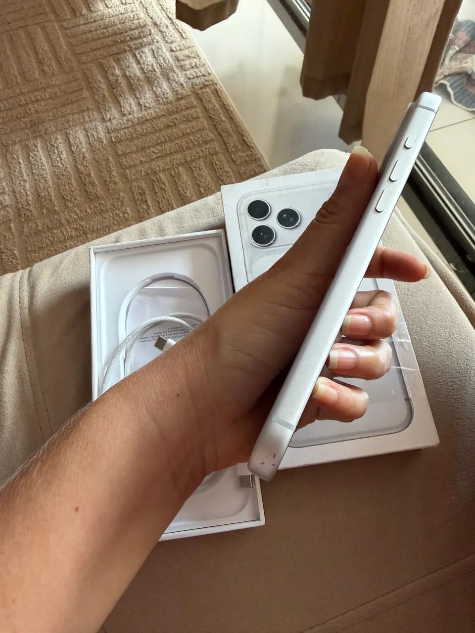 Iphone 17 pro Max trincado  - Foto 3
