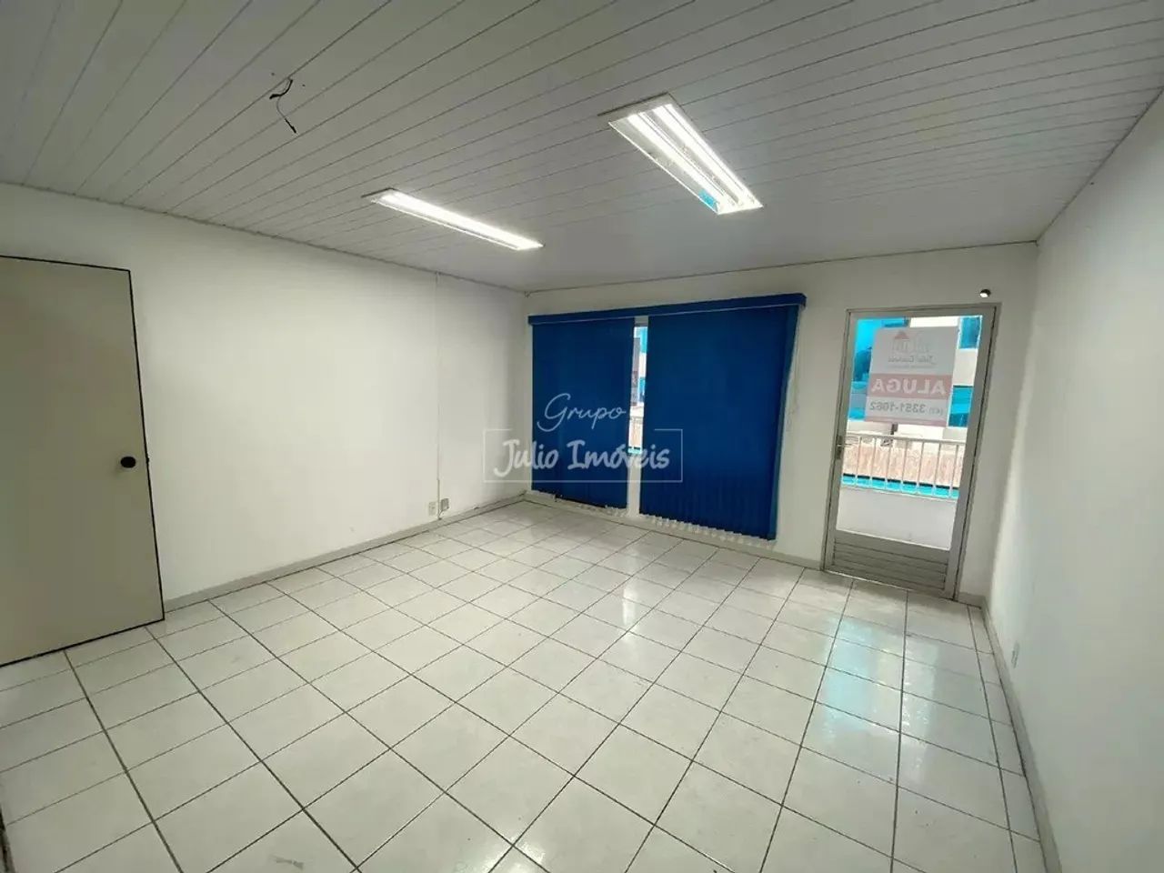 Sala comercial para locação no Centro de Brusque. - Foto 3