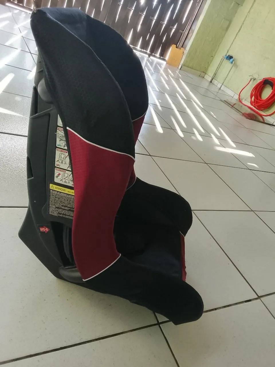 Vendo cadeira para auto.