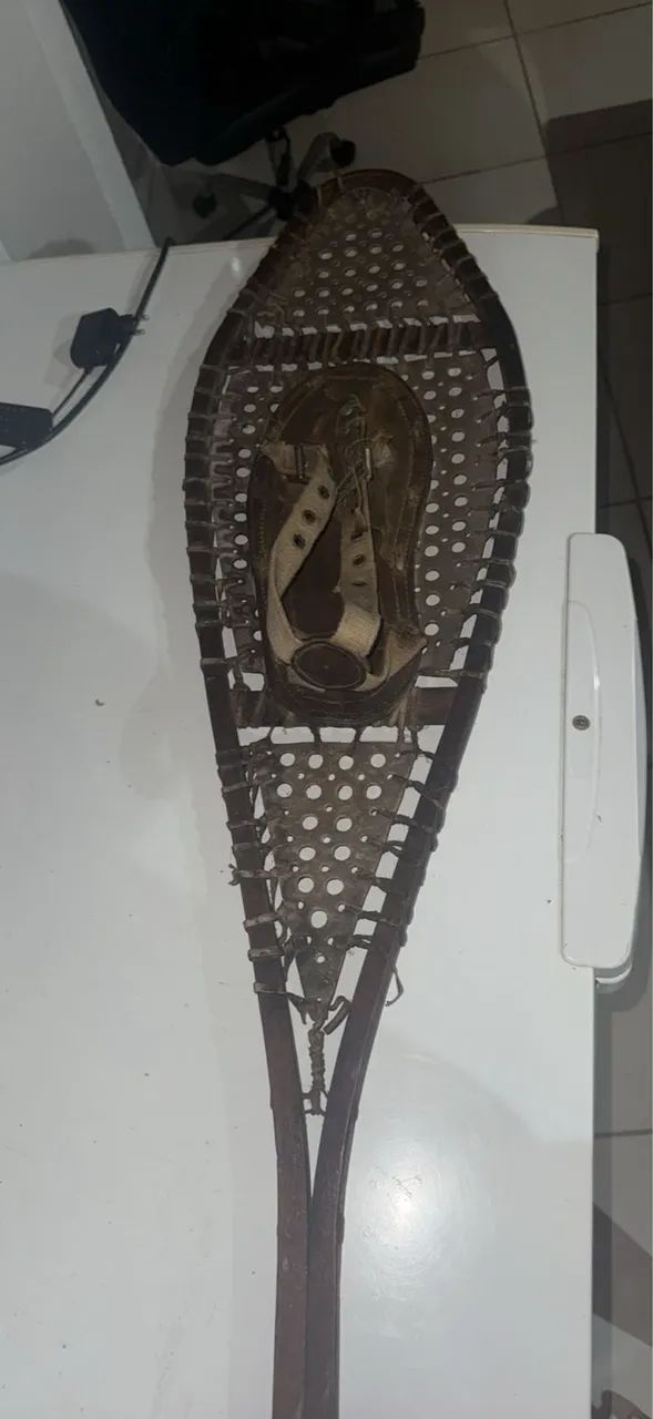 Raquete de Neve Antiga Decorativa - Peça Rústica / Colecionável 