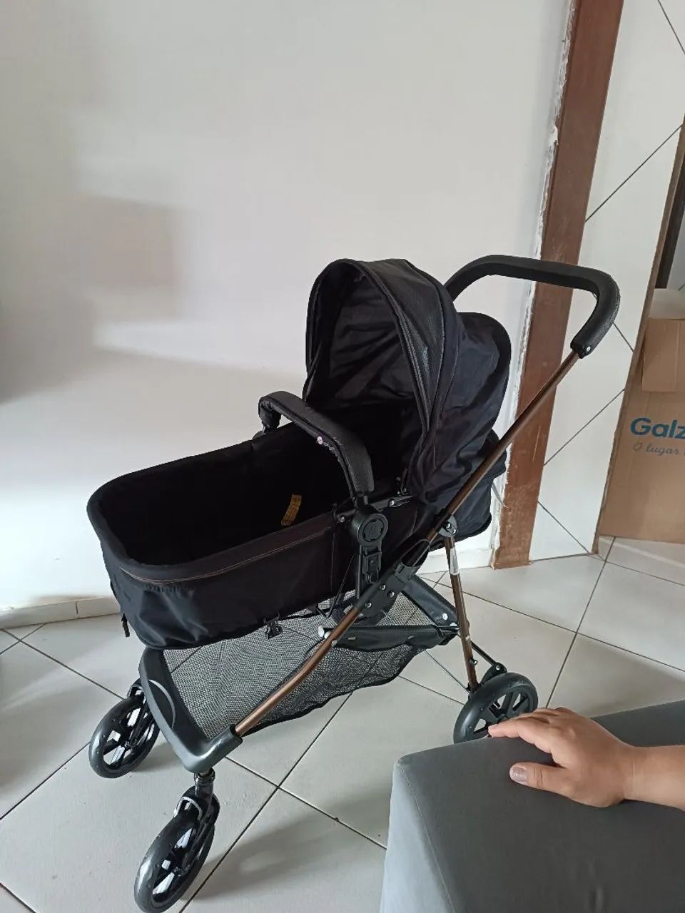 Carrinho Moisés + bebê conforto - Foto 3