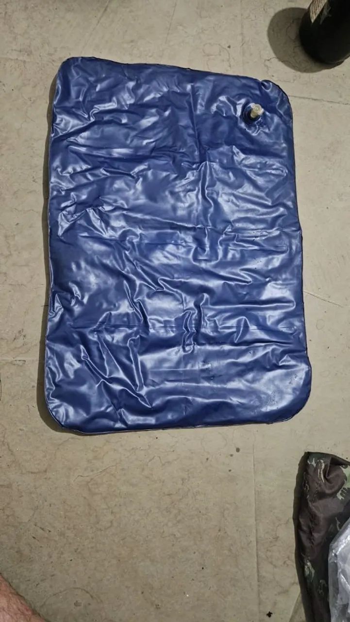 Travesseiro inflável para acampar - Foto 3