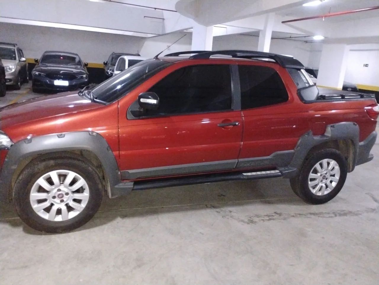Fiat Strada Adventure1.8/ 1.8 Locker Flex CD 2016 - Foto 4