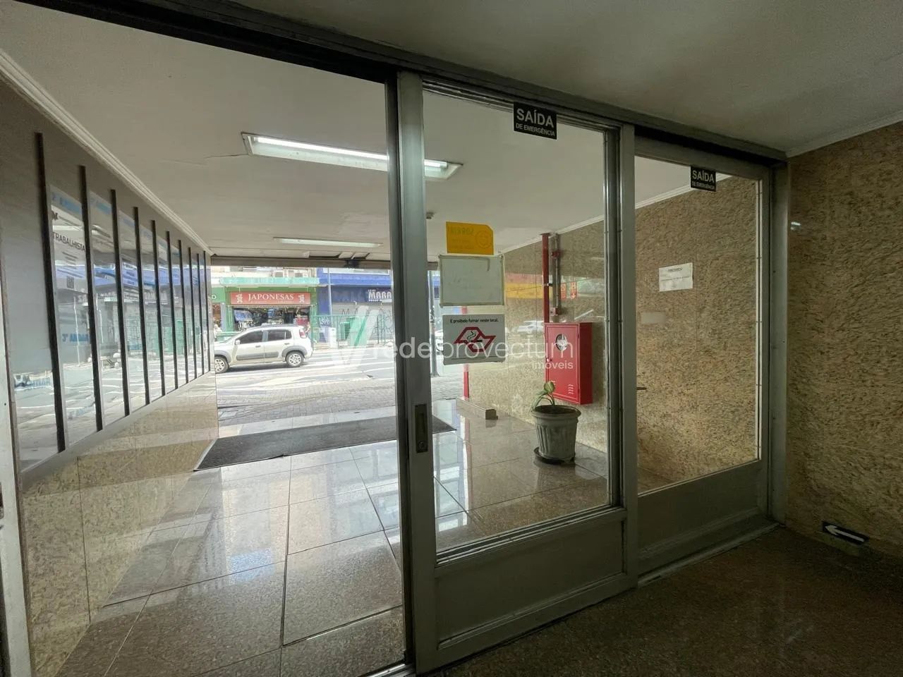 Sala Comercial à Venda no Centro de Campinas  Edifício Mesbla - Foto 3
