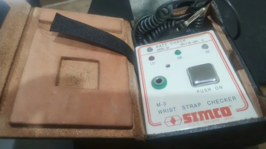 Monitor de Braceletes de Aterramentos de Eletrostatica Compacto - semi novo com estojo - Foto 2