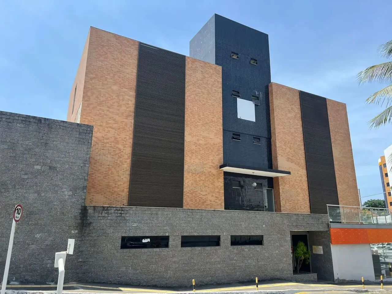 Comercial para vender e alugar em rua pública, PITUBA, Salvador, BA - Foto 6