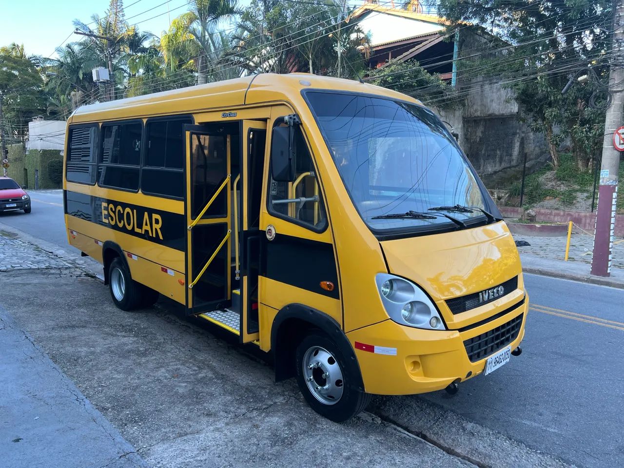 Micro Ônibus ano 2015   29 Lugares  iveco 70c17 - Foto 4