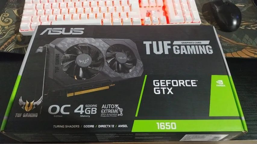 Placa de video GTX 1650 4GB