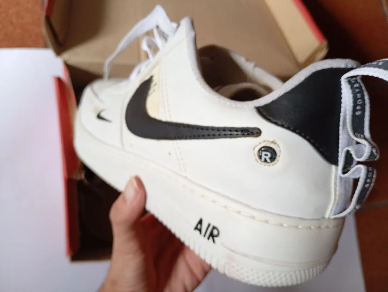 Tênis Nike air branco 42 - Foto 3