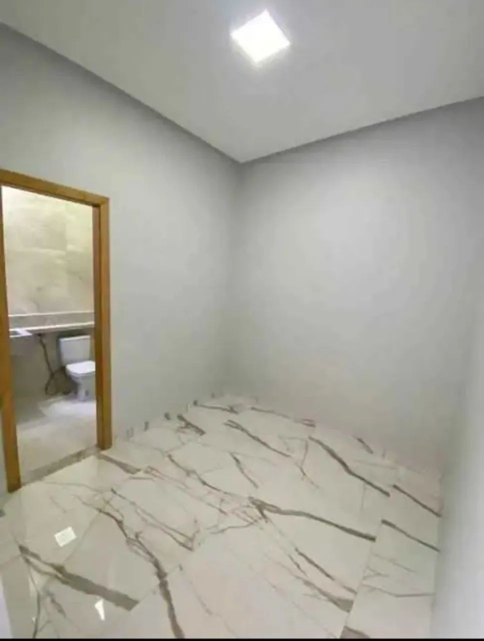 Casa com 2 Quartos, Confortável e Bem Localizada - Foto 4