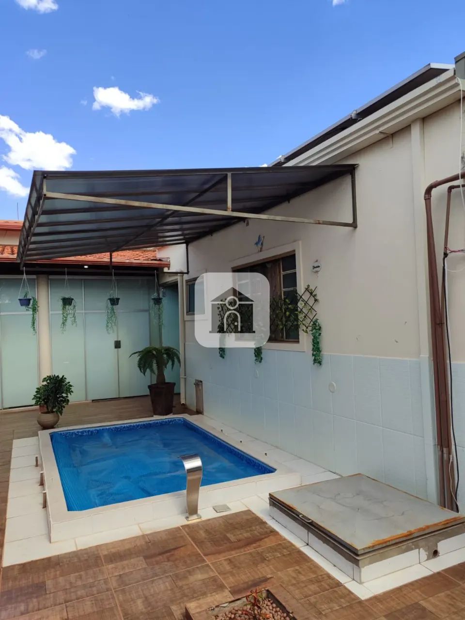 Casa a venda no bairro Sibipiruna