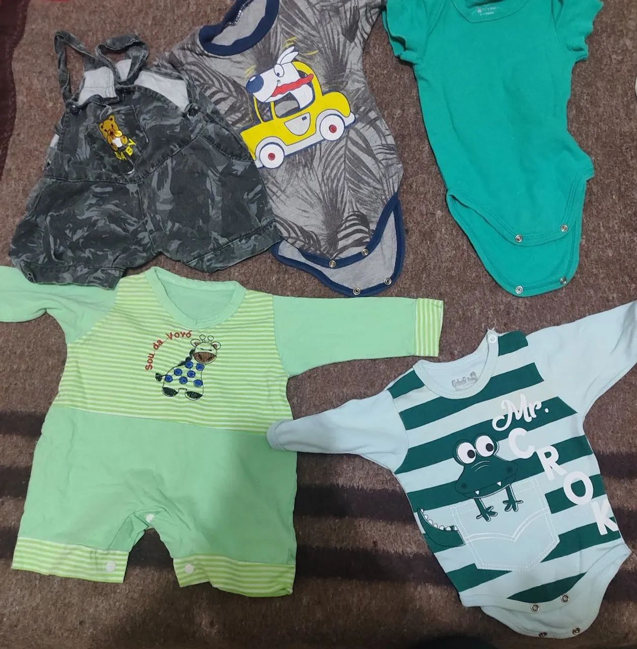 Roupa de bebê 