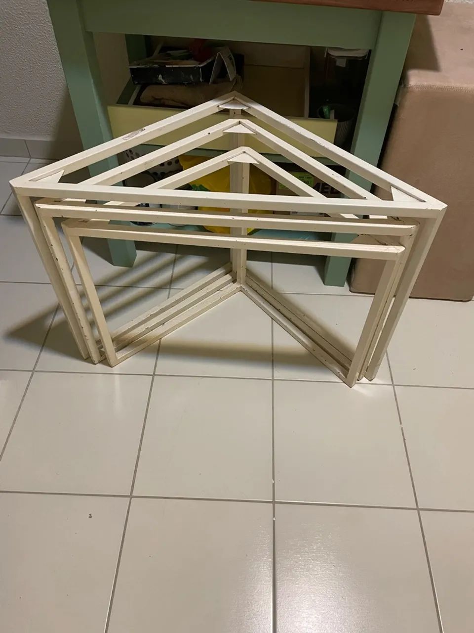 Mesa de centro de ferro e vidro
