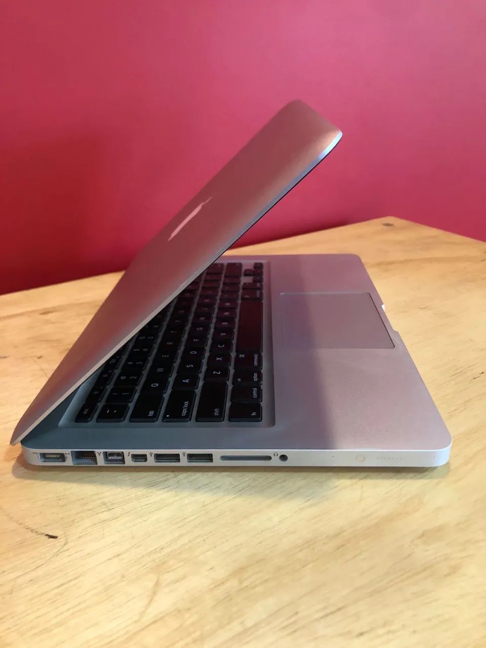 MacBook Pro 13 2011 Core i5 メモリ1TB シルバー Apple MacBook Pro 2011 - Intel Core I5 - 8Gb Ram - 256Gb SSD