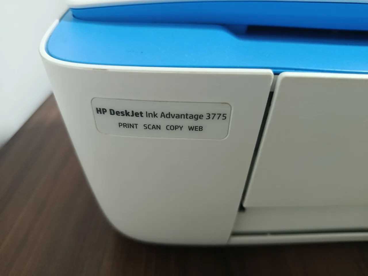 Impressora HP DeskJet Ink Advantage 3775 - Foto 2