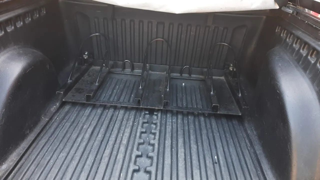 Suporte para moto (na medida para carro Saveiro)