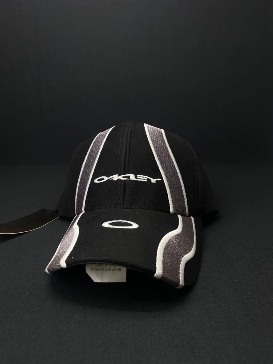 Boné Oakley Preto Limitado