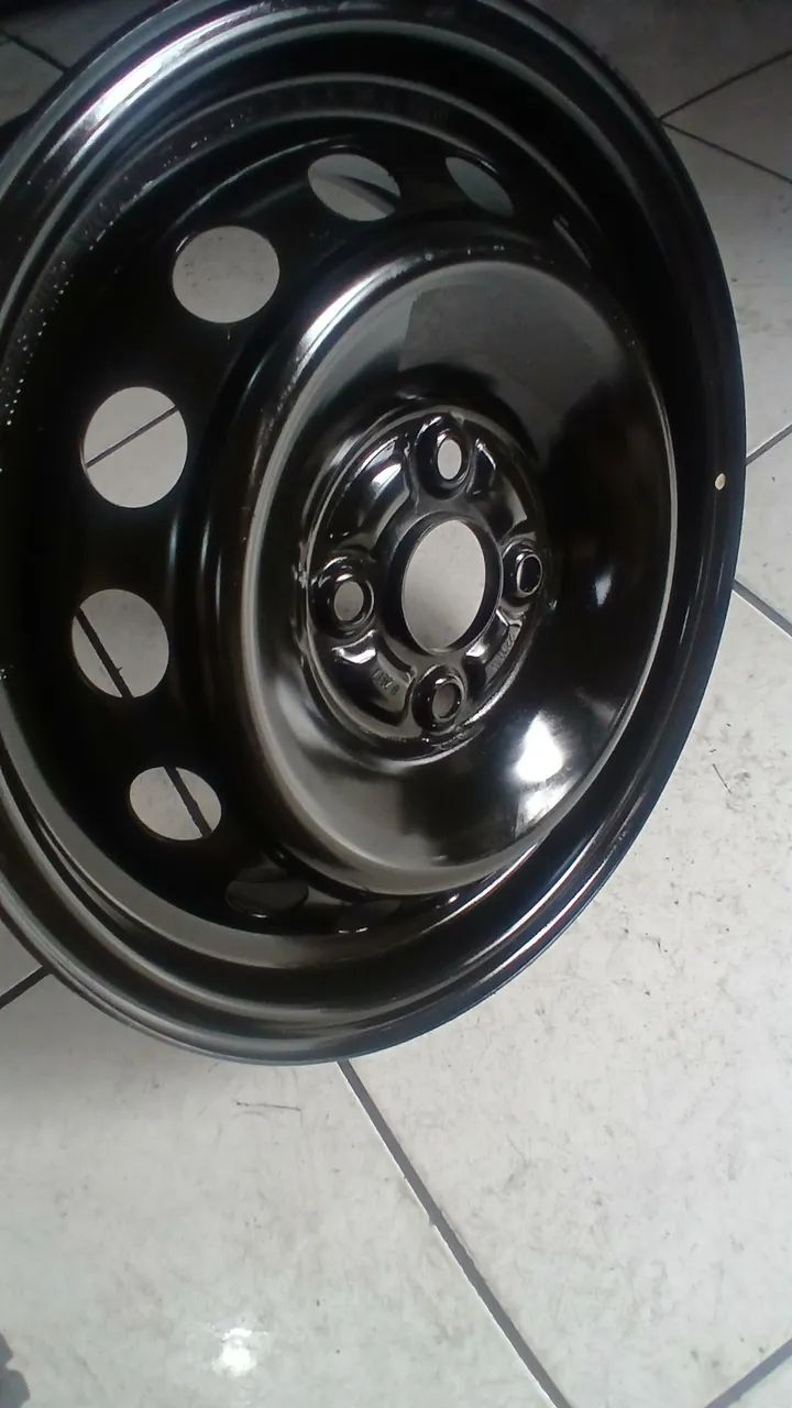 RODA DE FERRO ORIGINAL TOYOTA ETIOS FURAÇÃO 4.100 NOVA 
