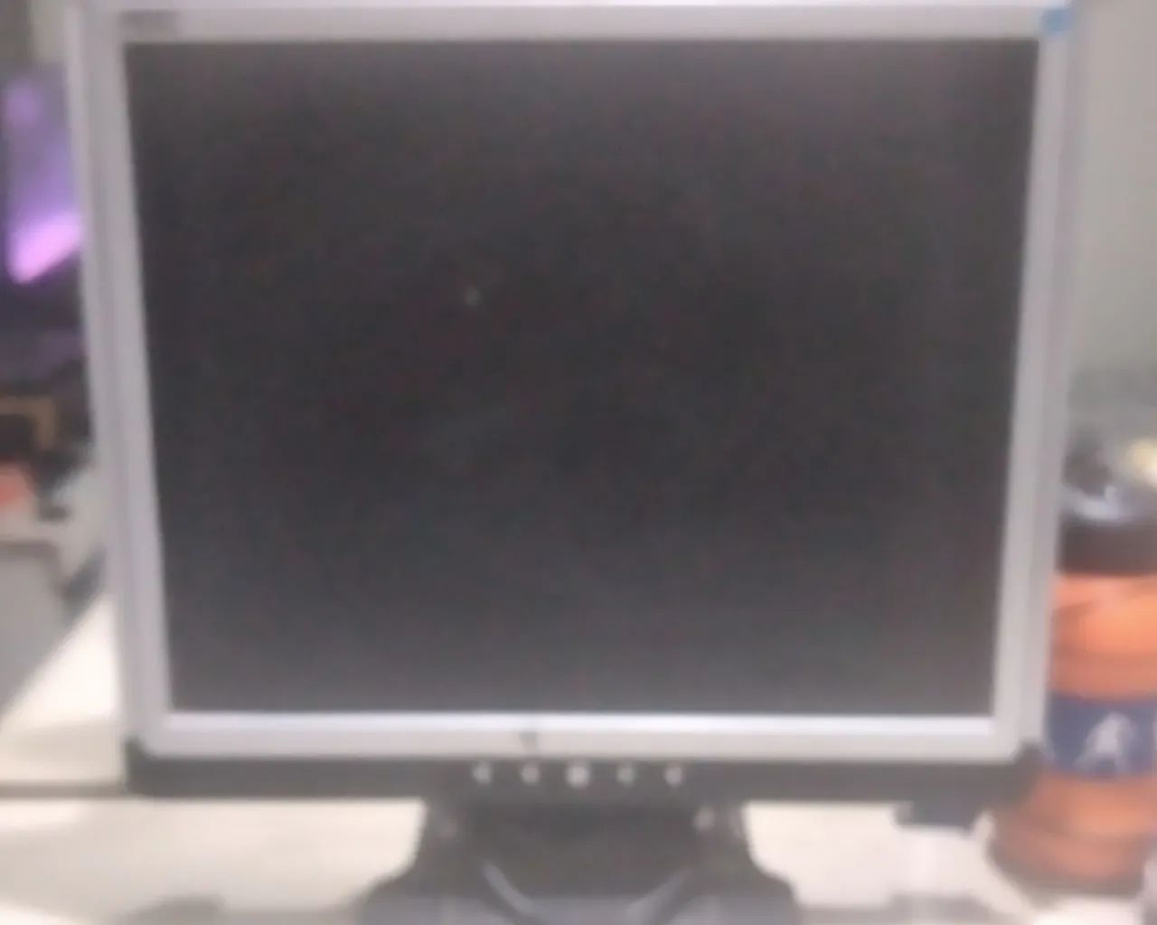 AOC LCD MONITOR 