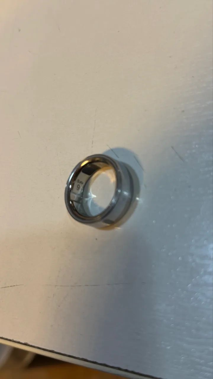 Anel Oura Ring 4 tamanho 9  - Foto 2
