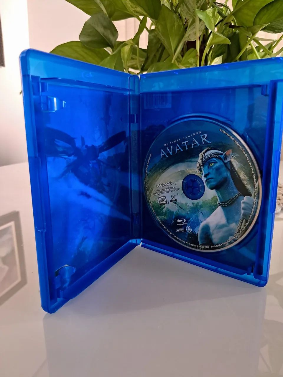 Vendo Blu-ray Original do filme AVATAR (2009) - Edição de Cinema (1 Disco) - Foto 2