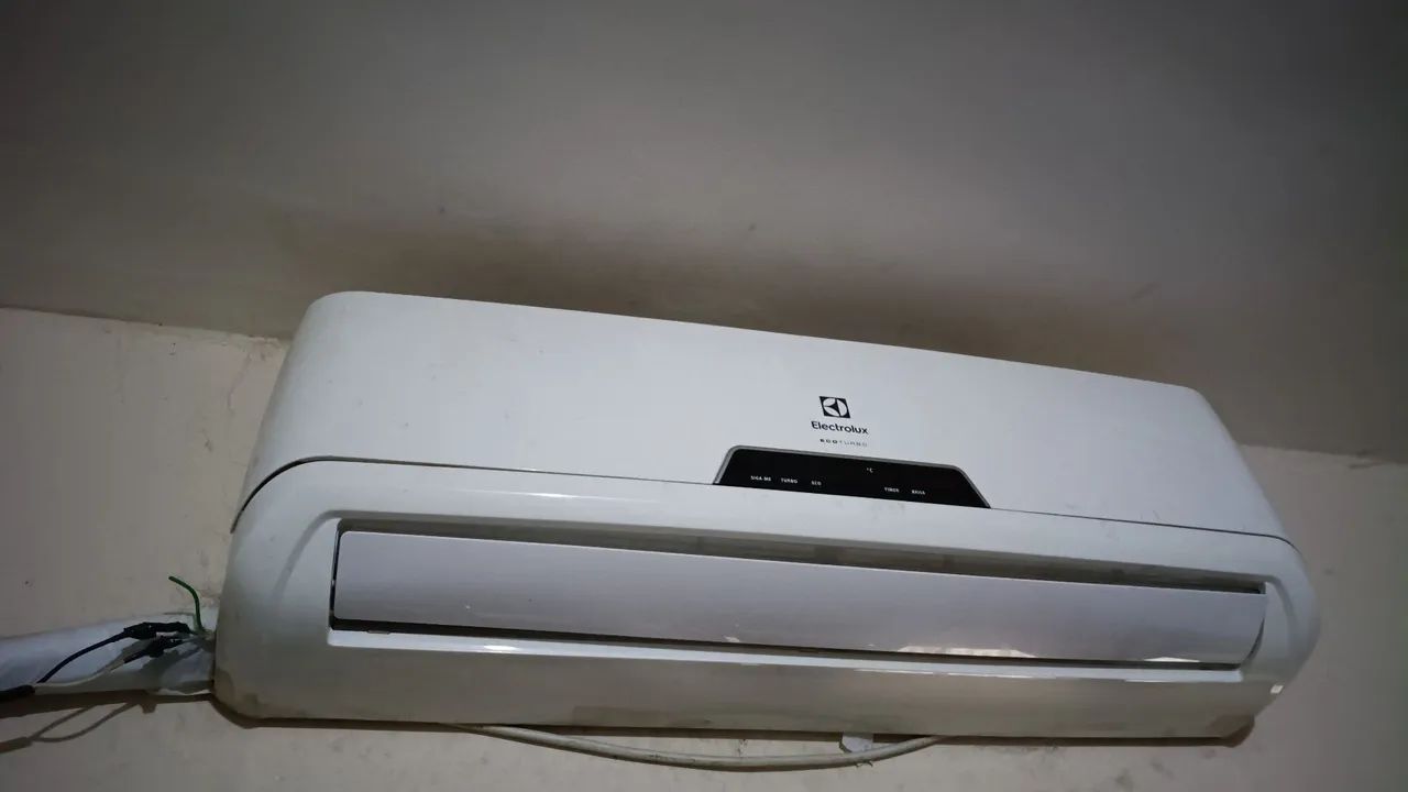 Ar condicionado split Eletrolux 9.000 BTUs 
