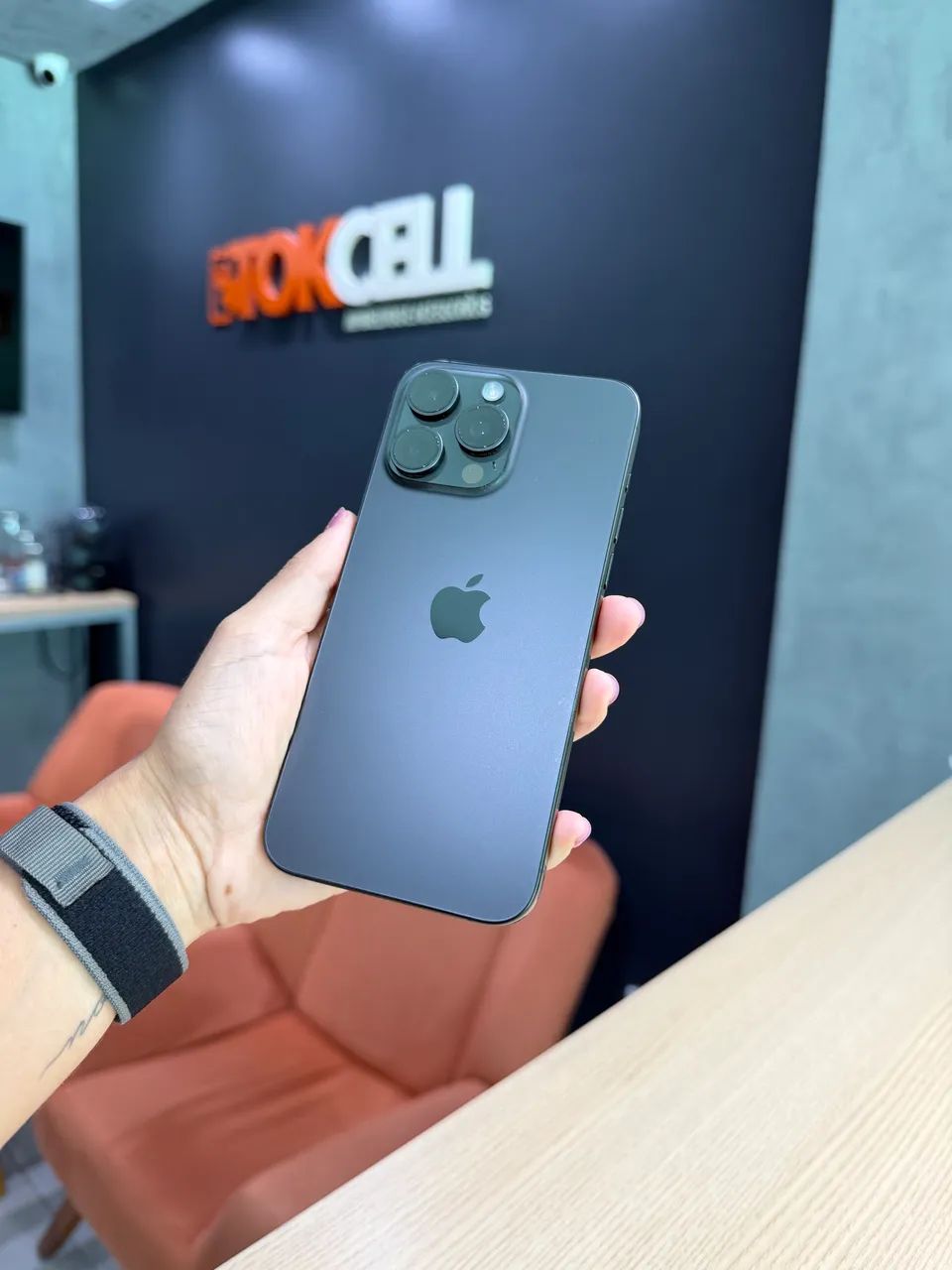 Iphone 15 Pro Max 256GB Preto Seminovo Bem Conservado Todo