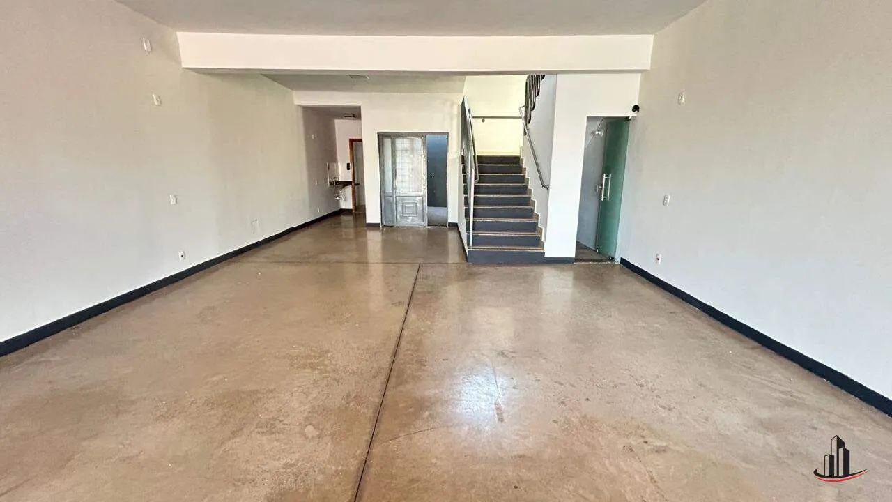 Galpão comercial de 152m² para locação na Av Nossa Senhora do Desterro - Foto 2