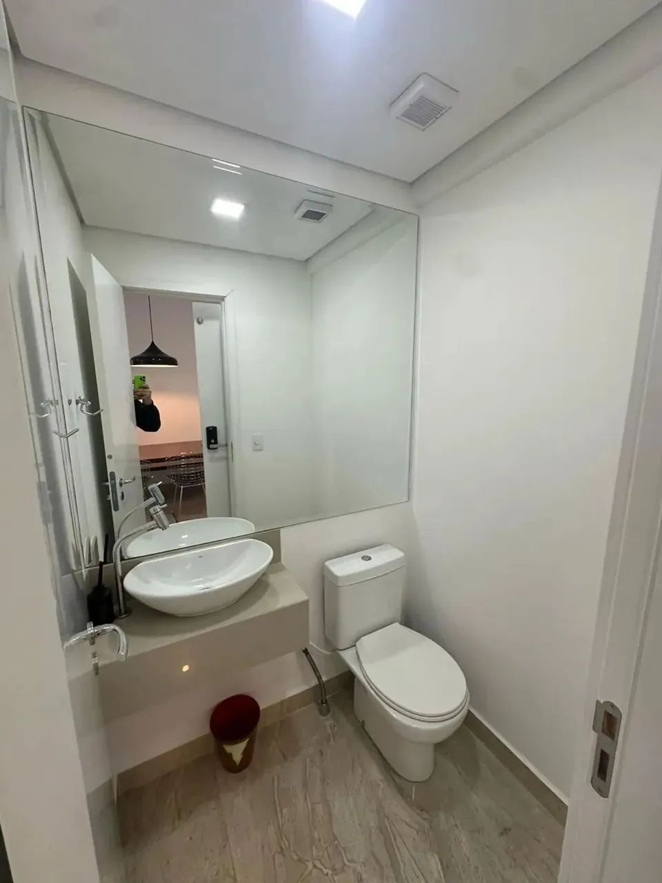Baixou para alugar rápido apartamento mobiliado para aluguel no centro de Alphaville com 1 - Foto 5