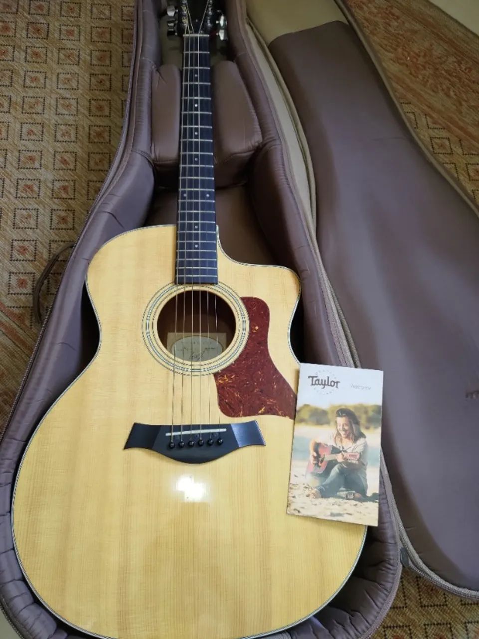 Violão Taylor 214 CE com Bag 