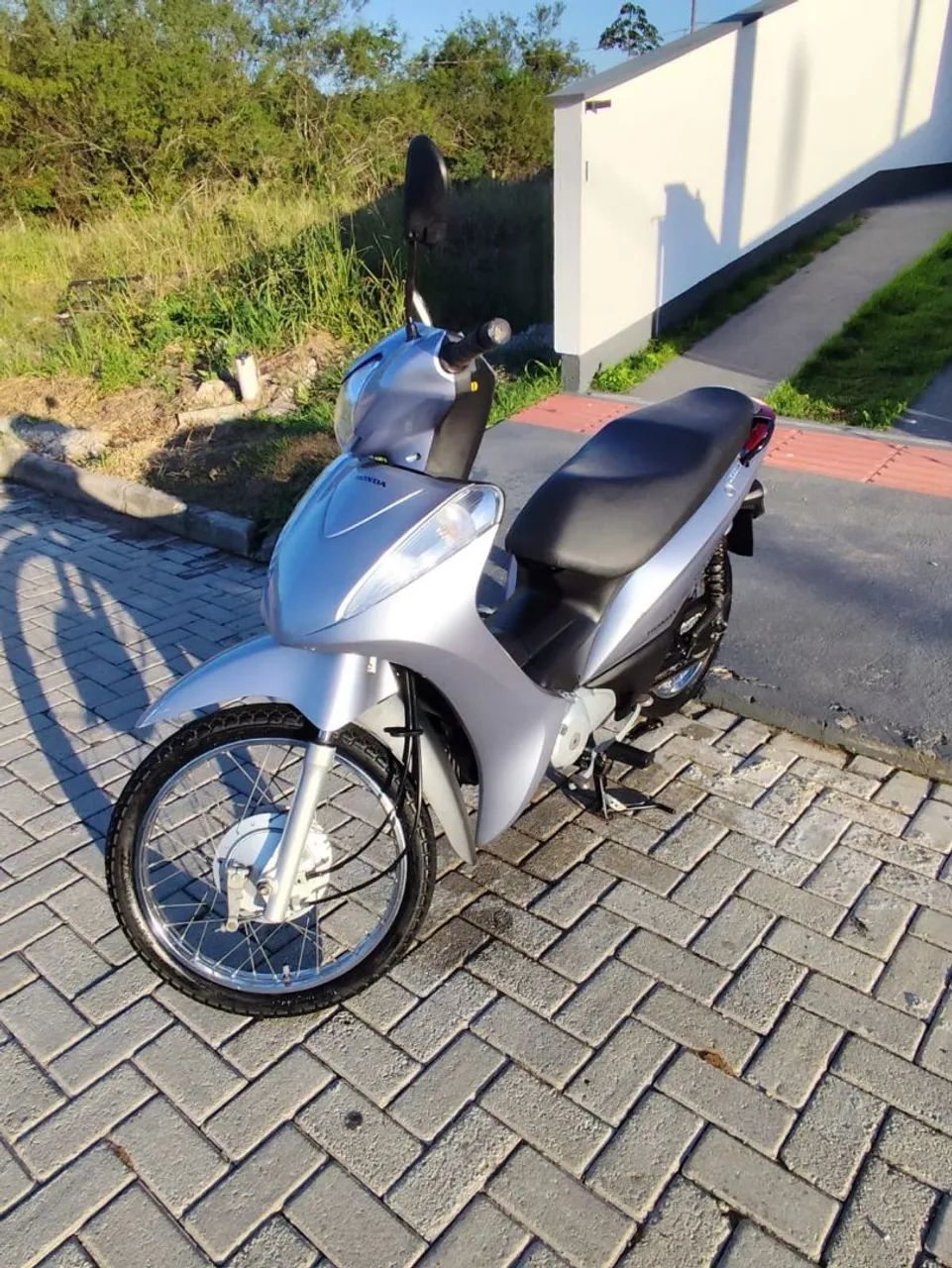 Biz125