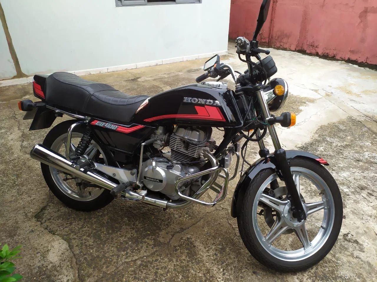 CB 400 | 1982 | RARIDADE - Foto 2