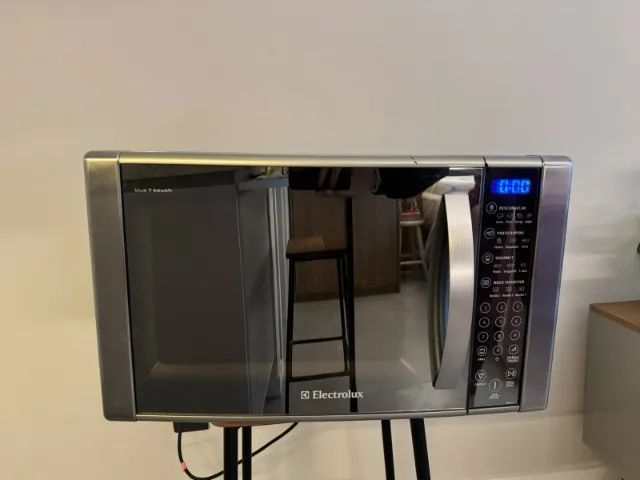 Microondas Eletrolux 31L - Foto 2