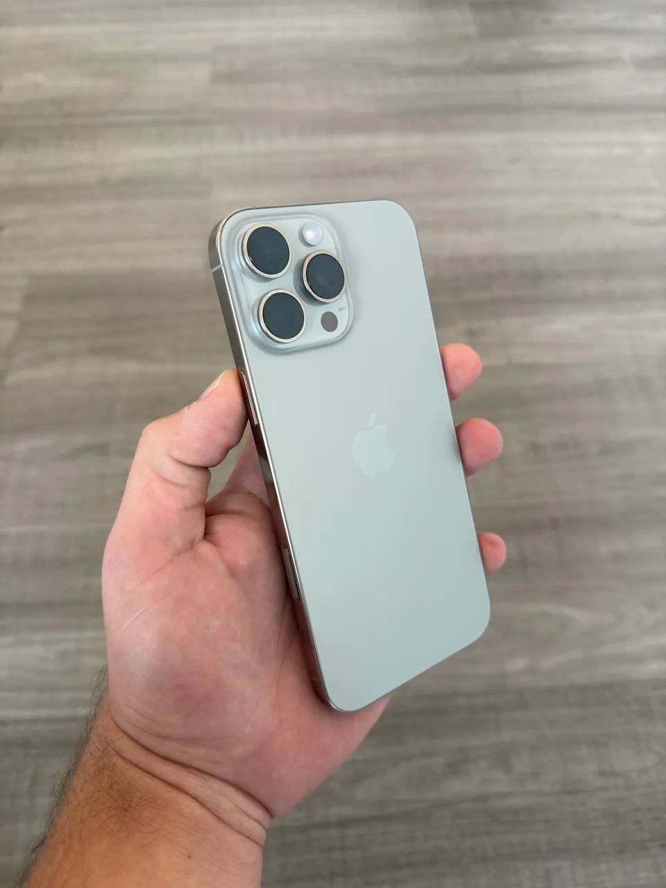 iPhone 16 Pro Max 256gb Natural  - Foto 3