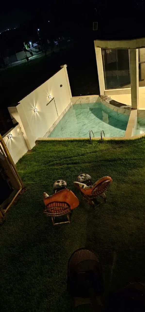 Pousada na frente dalagoadeArituba+ Praça de alimentação 