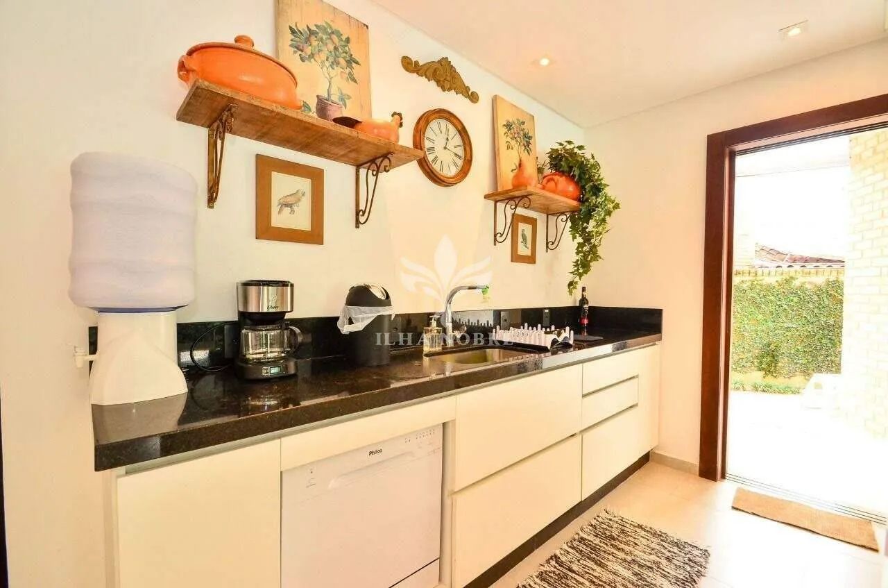 Casa mobiliada 7 quartos sendo 3 suítes para aluguel em Jurerê Internacional Florianópolis - Foto 5