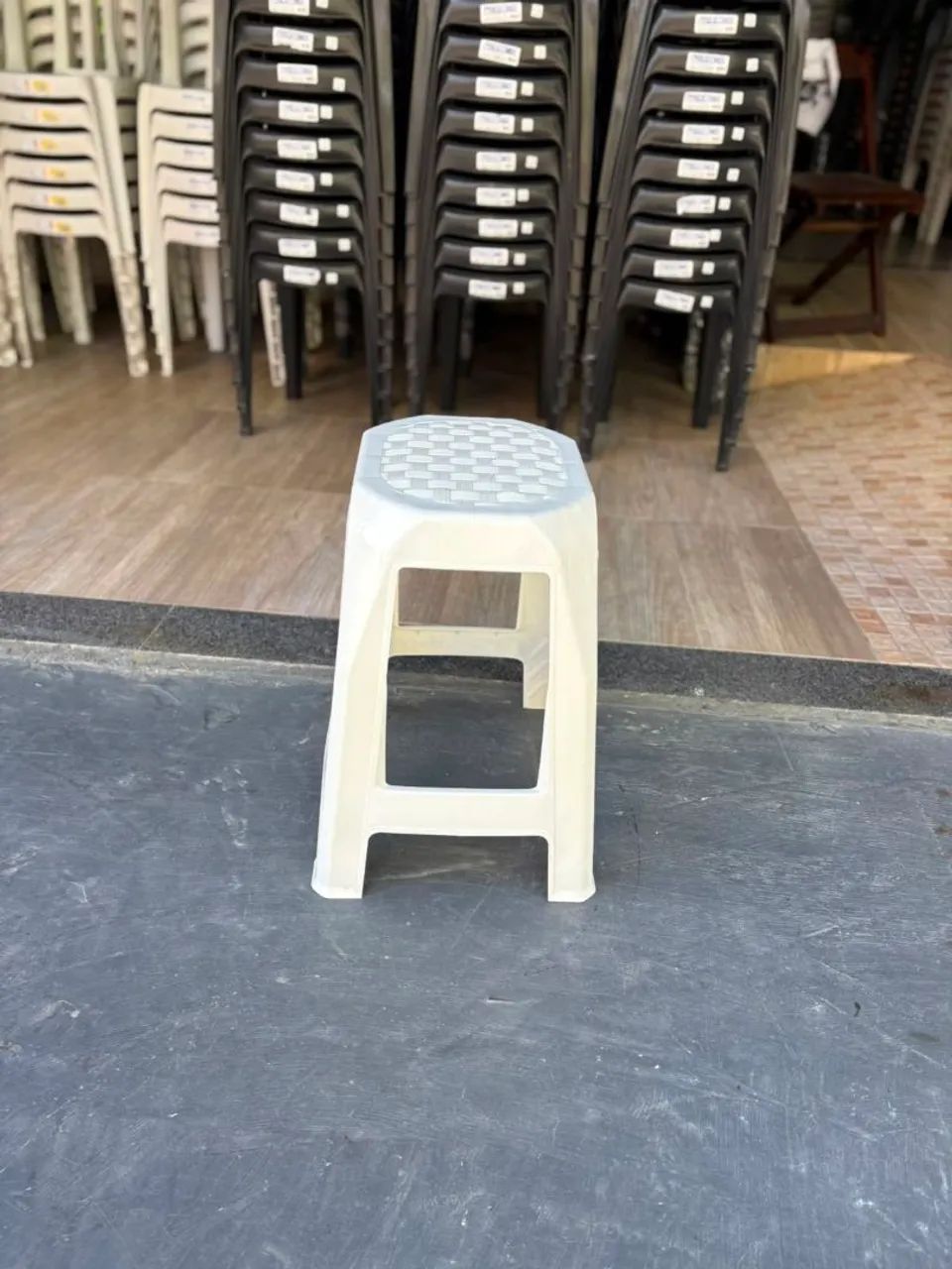 Banqueta _Suporta até 100kg. - Foto 3