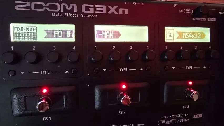 PEDALEIRA ZOOM G3XN NA CAIXA (PRATICAMENTE ZERO) - Instrumentos